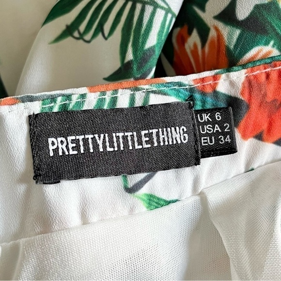 Pretty Little Thing White Tropical Print Cutout Tie Back Romper Size 2 - Picture 11 of 13